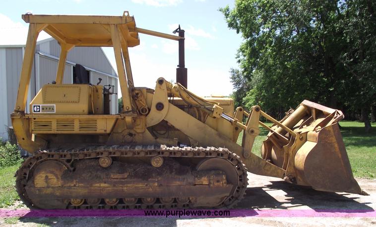 image for item A4242 1972 Caterpillar 977L track loader