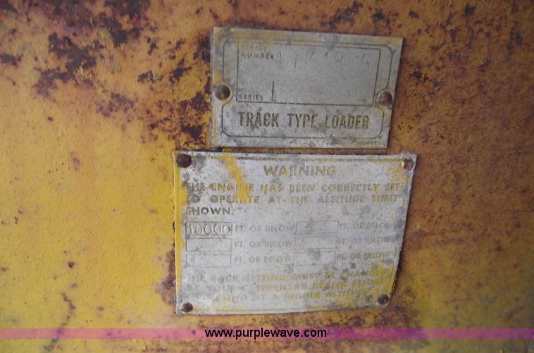 image for item A4242 1972 Caterpillar 977L track loader