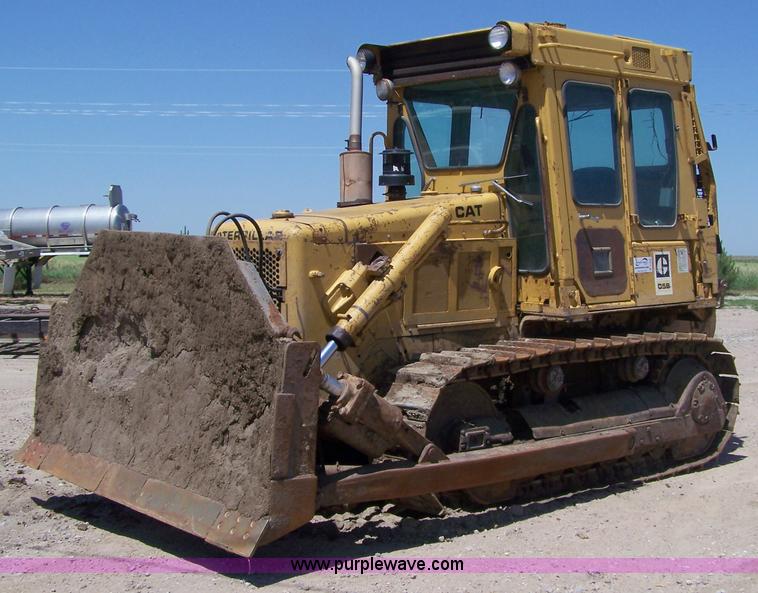 image for item A4596 1981 Caterpillar D5B dozer