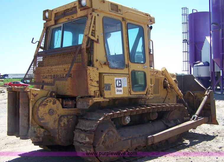 image for item A4596 1981 Caterpillar D5B dozer