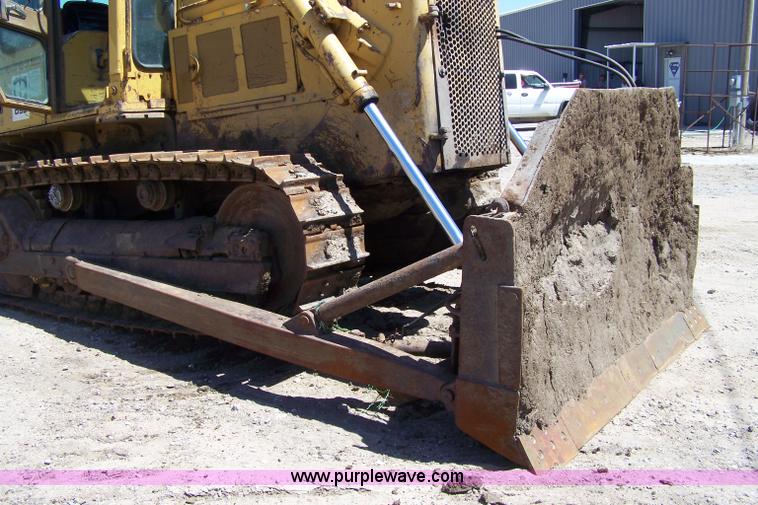 image for item A4596 1981 Caterpillar D5B dozer