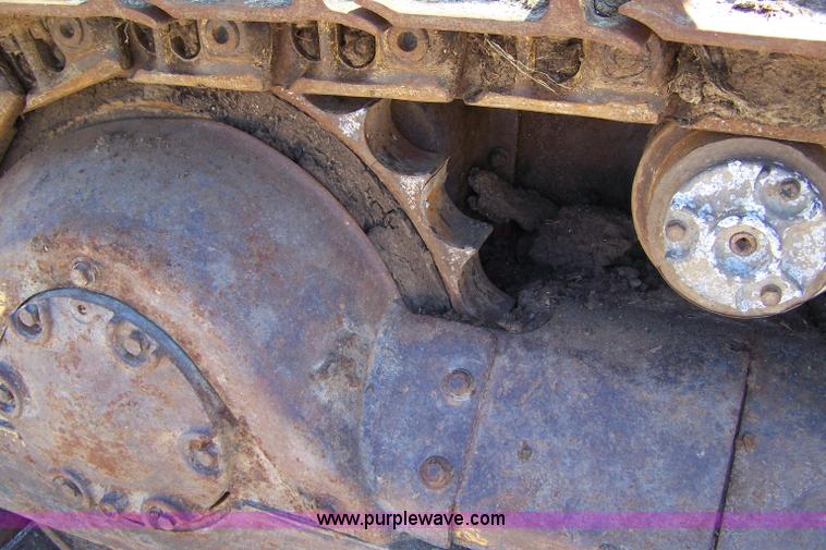 image for item A4596 1981 Caterpillar D5B dozer