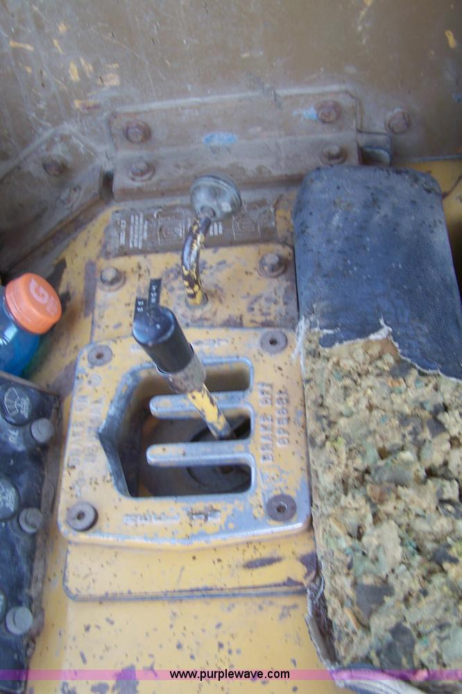 image for item A4596 1981 Caterpillar D5B dozer