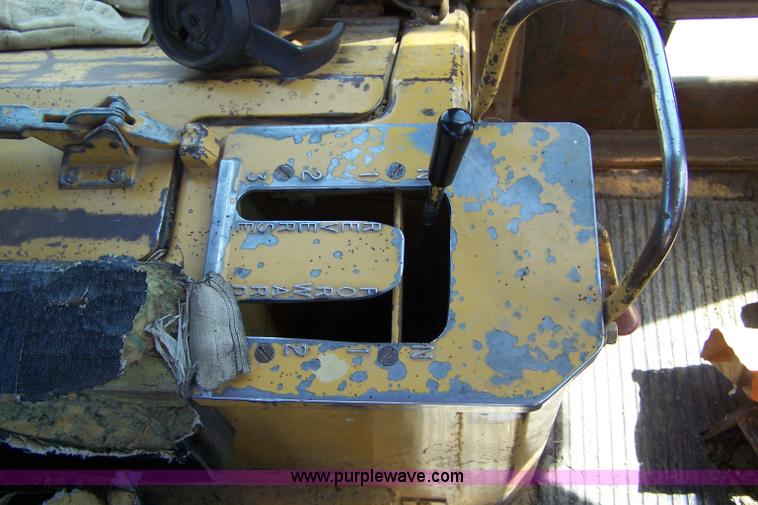 image for item A4596 1981 Caterpillar D5B dozer