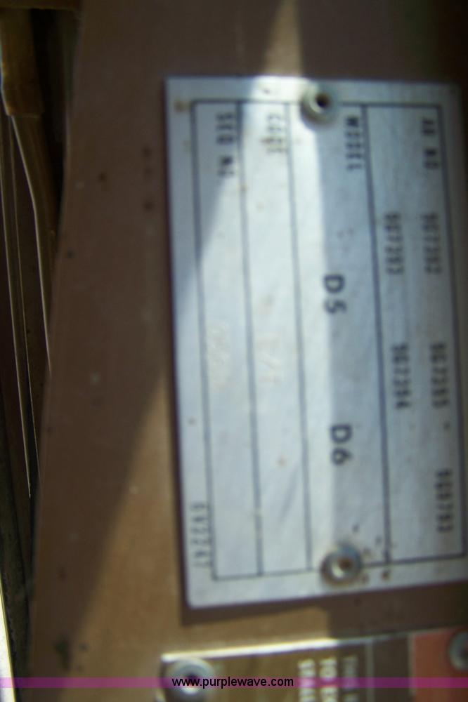 image for item A4596 1981 Caterpillar D5B dozer