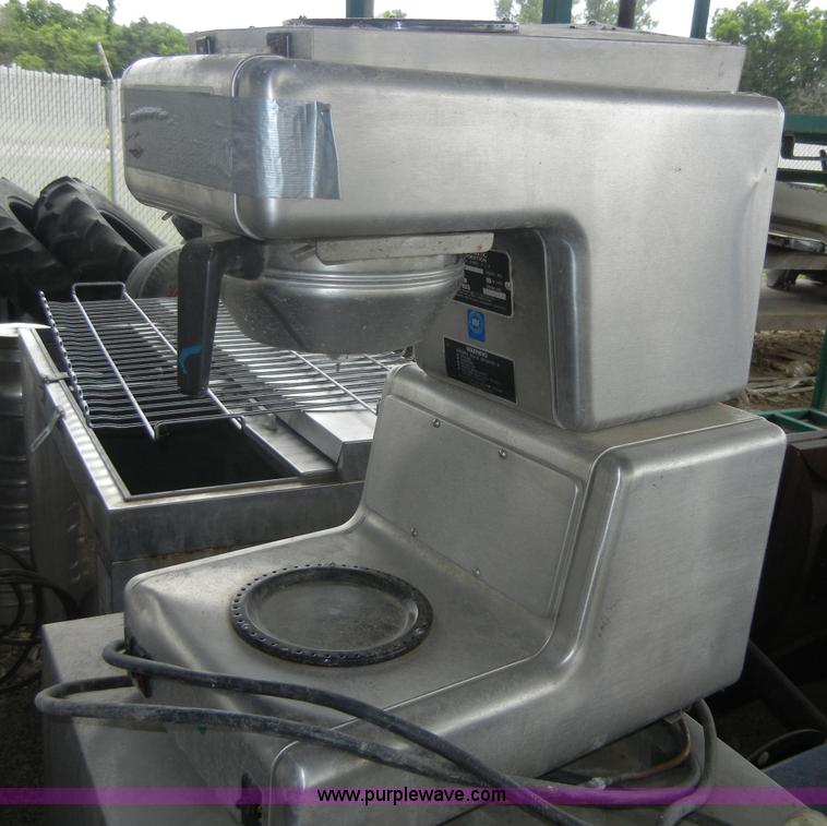 image for item A9143 Assorted restaurant equipment