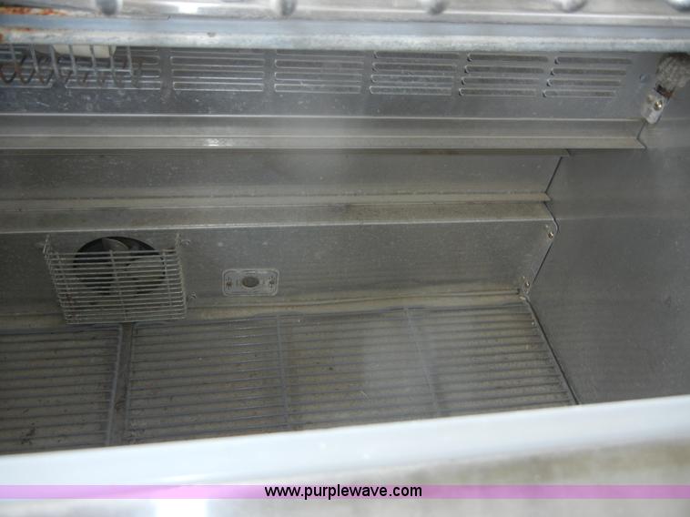 image for item A9143 Assorted restaurant equipment