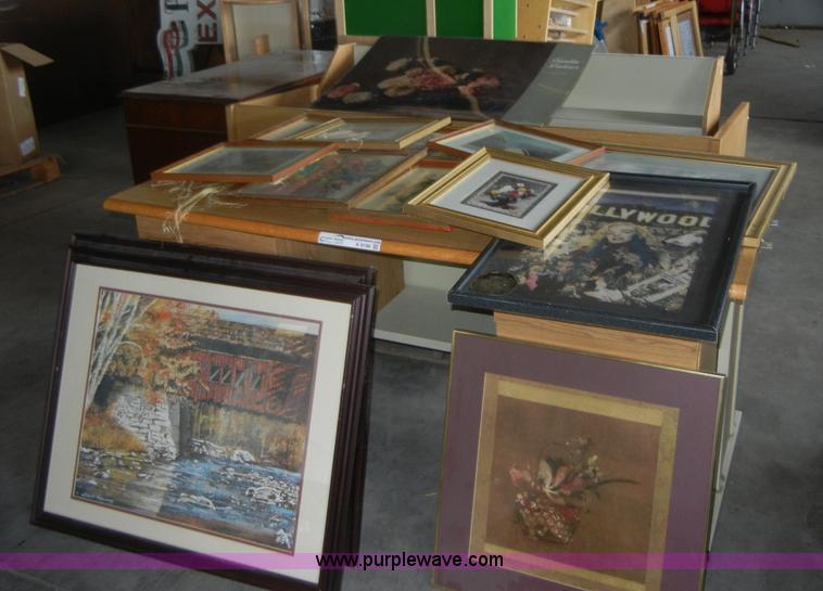 image for item A9186 Assorted child care furniture