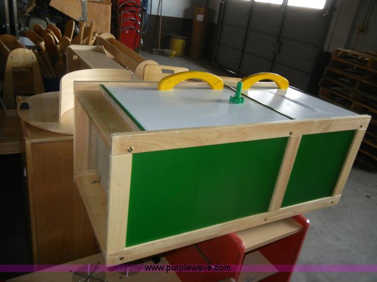 image for item A9186 Assorted child care furniture