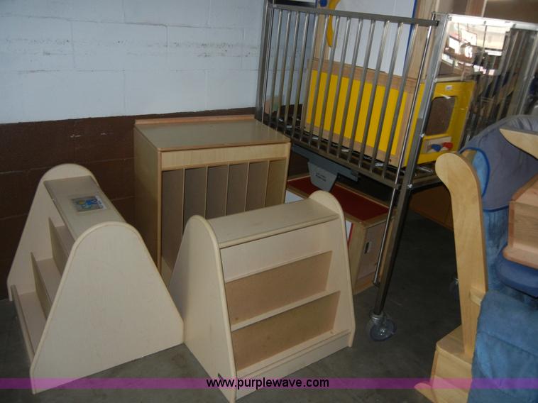 image for item A9186 Assorted child care furniture
