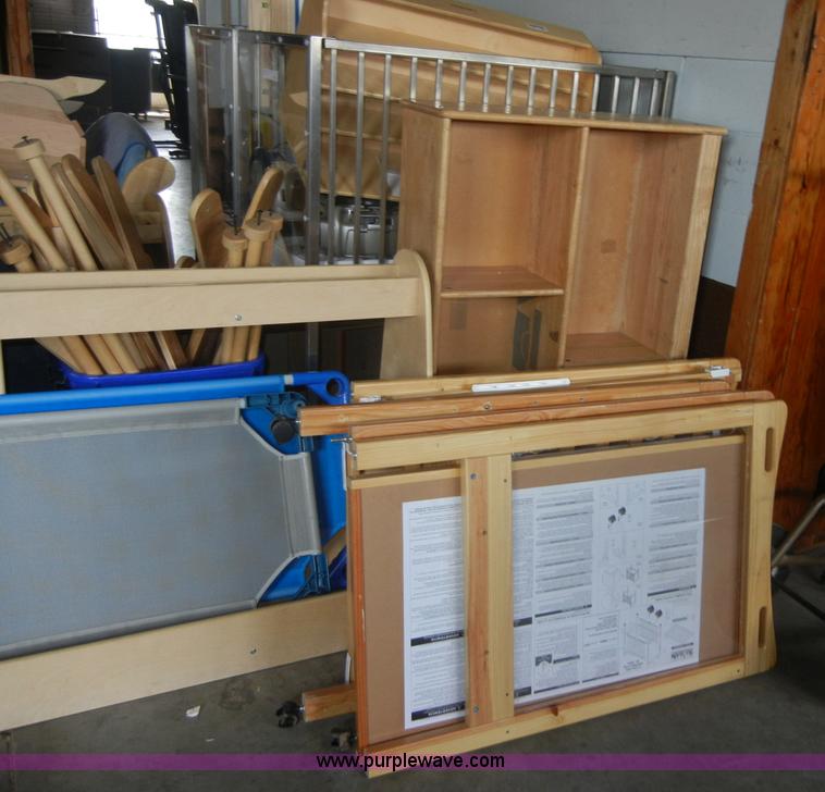 image for item A9186 Assorted child care furniture