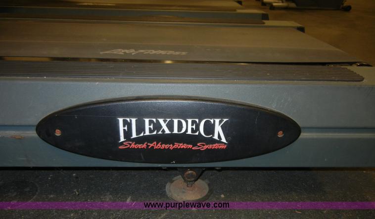 image for item A9208 Life Fitness 9500HR treadmill