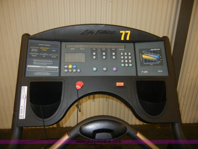 image for item A9208 Life Fitness 9500HR treadmill