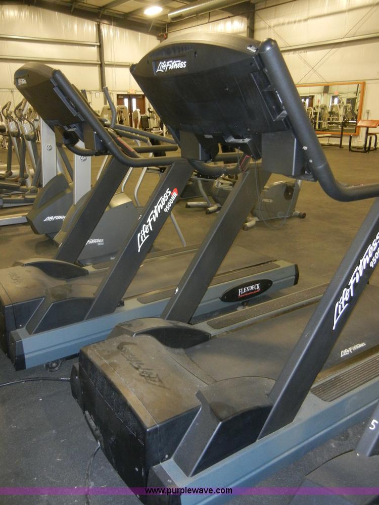 image for item A9209 Life Fitness 9500HR treadmill