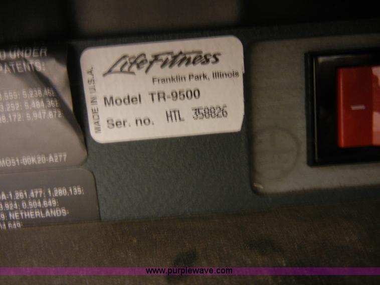 image for item A9209 Life Fitness 9500HR treadmill