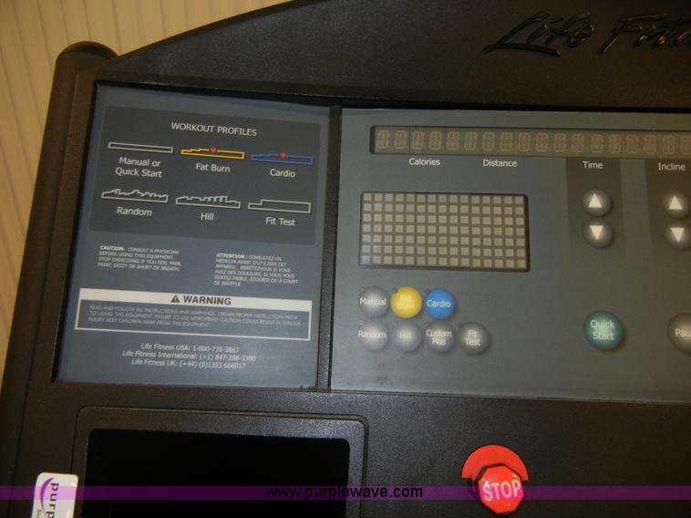 image for item A9209 Life Fitness 9500HR treadmill