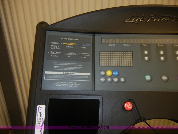 image for item A9210 Life Fitness 9500HR treadmill