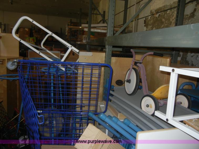 image for item A9253 Assorted children's furniture and toys