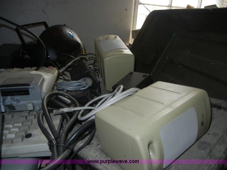 image for item A9272 Assorted electronics
