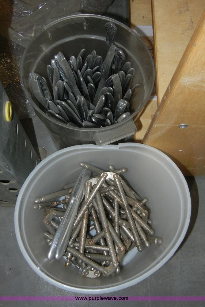 image for item A9278 Assorted dishware