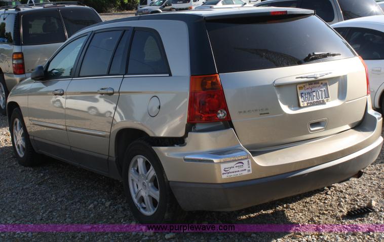 image for item A2046 2004 Chrysler Pacifica Touring SUV
