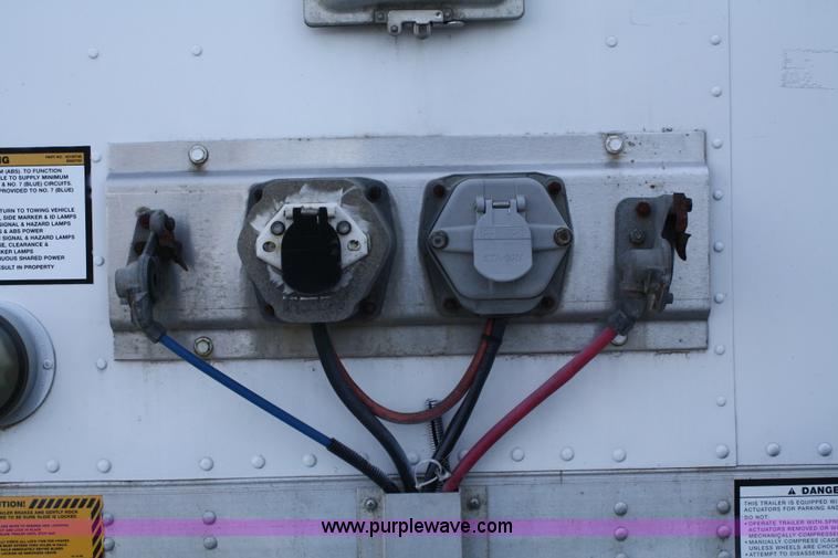 image for item A2051 1999 Great Dane 53' van trailer