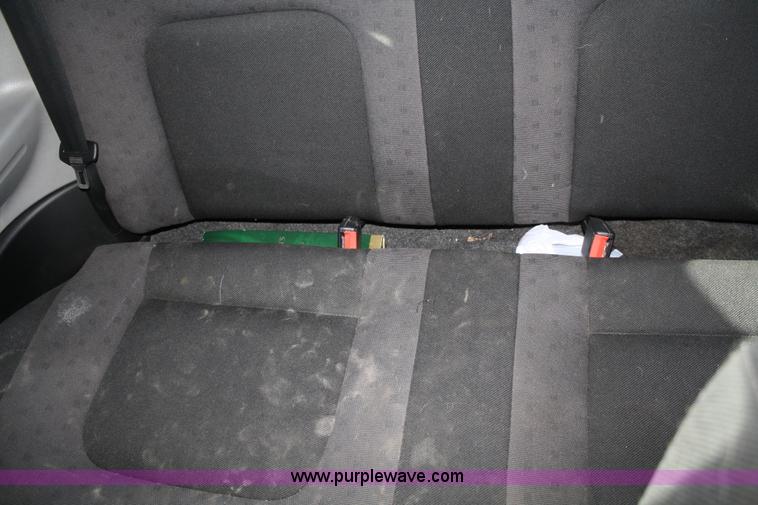 image for item A2071 1999 Volkswagen New Beetle GLS