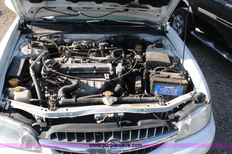 image for item A2074 2001 Nissan Altima GXE