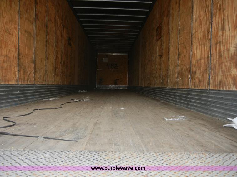 image for item A3073 2000 Great Dane 53' van trailer