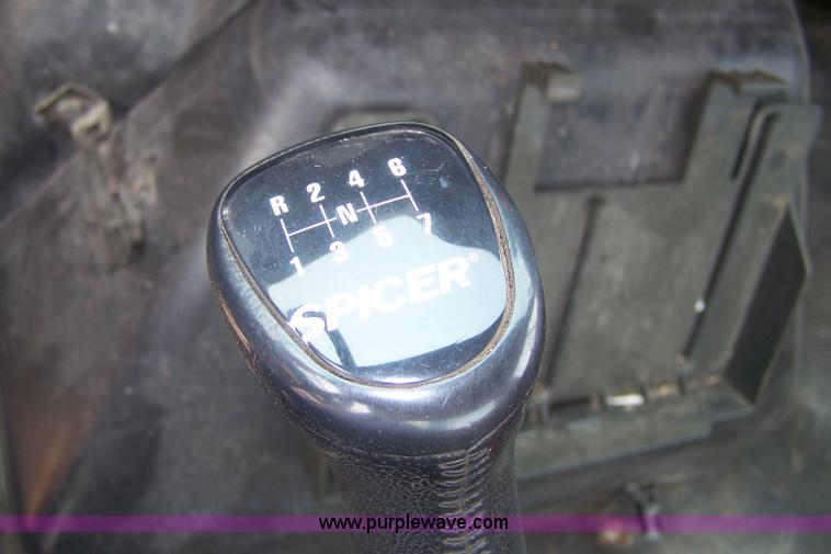 image for item 7348 2002 International 8100 semi truck