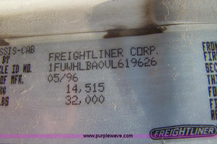 image for item 7350 1996 Freightliner FL70 semi truck