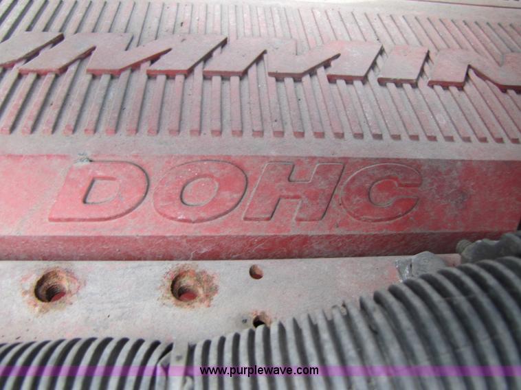 image for item 8296 2005 International 9400I semi truck