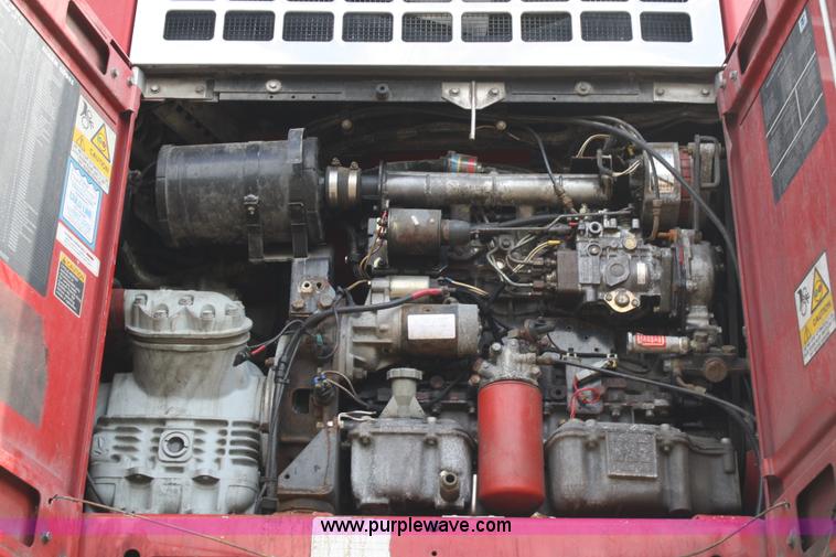 image for item A2011 1998 Utility Trailers 53' reefer trailer