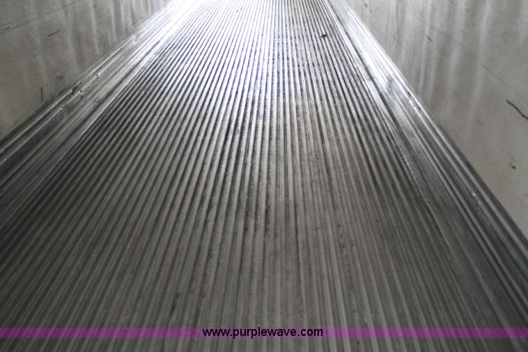 image for item A2011 1998 Utility Trailers 53' reefer trailer