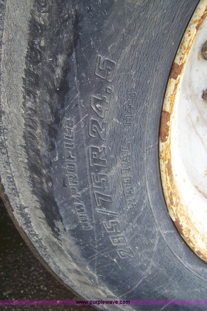 image for item A4585 1988 Luflin box trailer