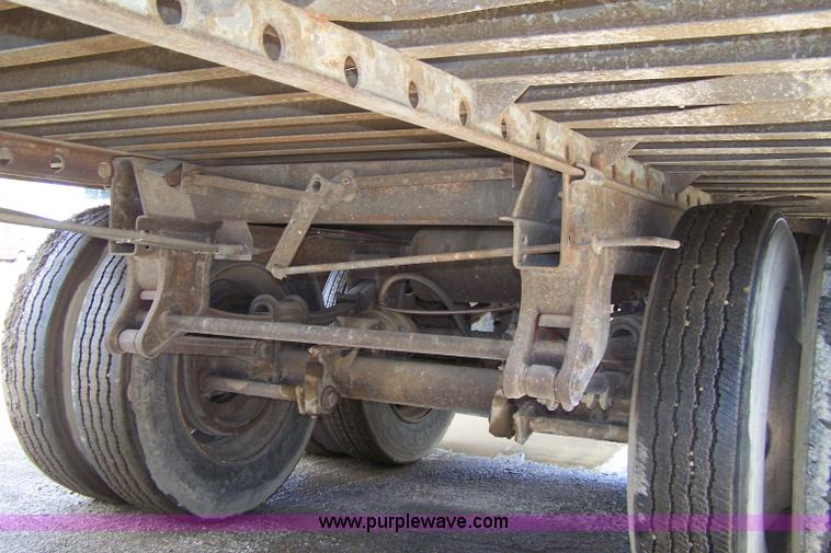 image for item A4585 1988 Luflin box trailer