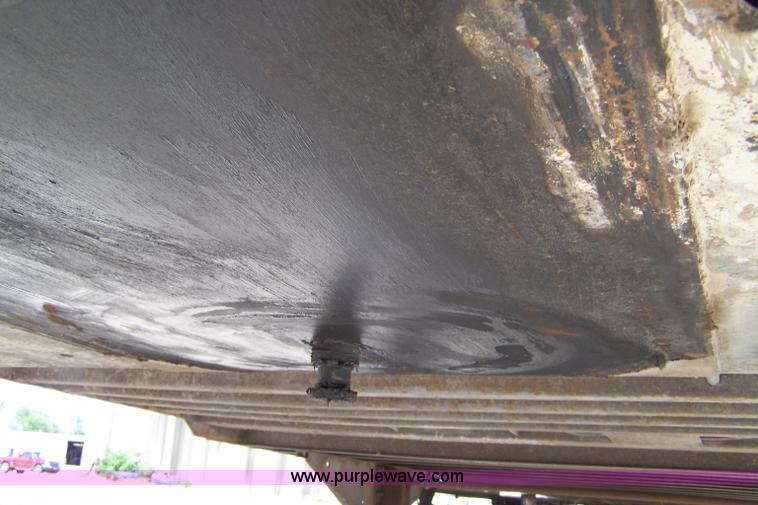 image for item A4585 1988 Luflin box trailer