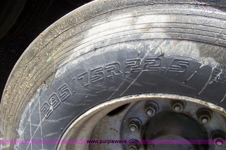 image for item A4586 1998 Great Dane box trailer