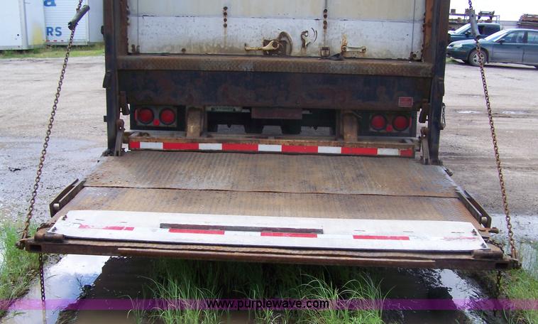 image for item A4587 1999 Great Dane box trailer