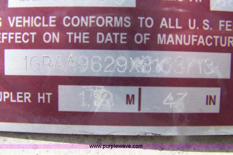 image for item A4587 1999 Great Dane box trailer