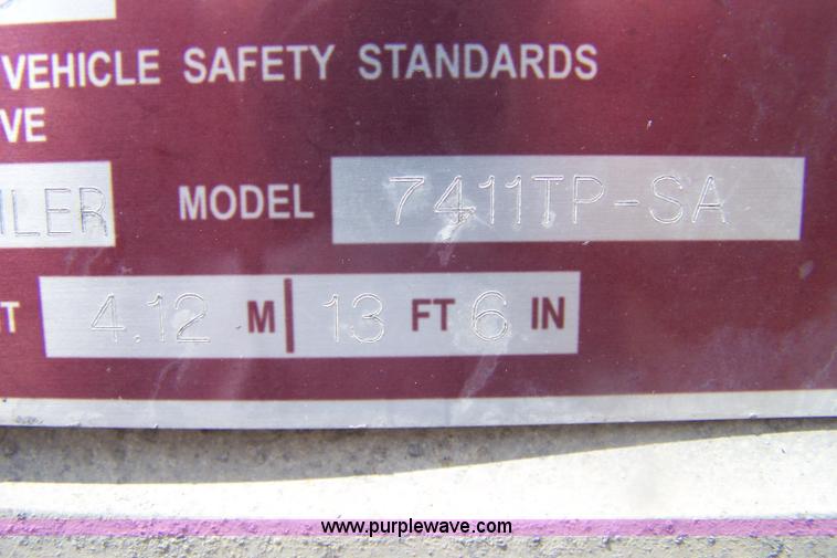 image for item A4587 1999 Great Dane box trailer