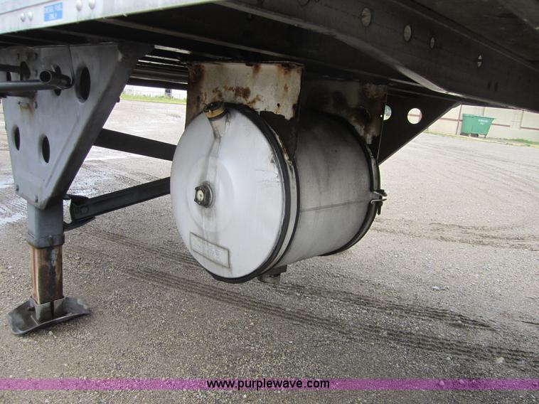 image for item A4791 1998 Utility VS2R 53' reefer trailer