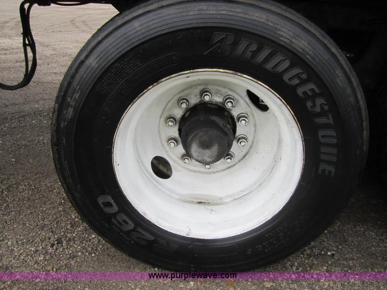 image for item A4792 1999 Wabash 53' reefer trailer