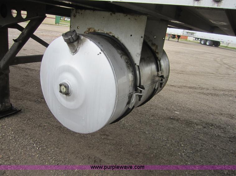 image for item A4792 1999 Wabash 53' reefer trailer