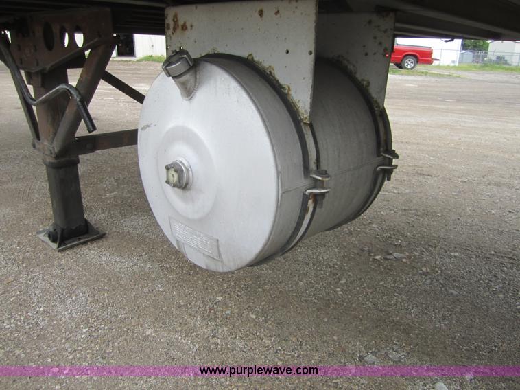 image for item A4793 1999 Wabash 53' reefer trailer