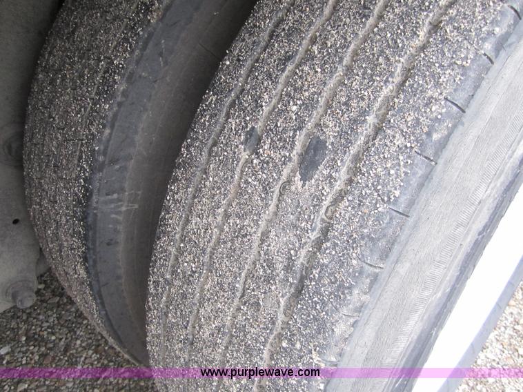 image for item A4793 1999 Wabash 53' reefer trailer