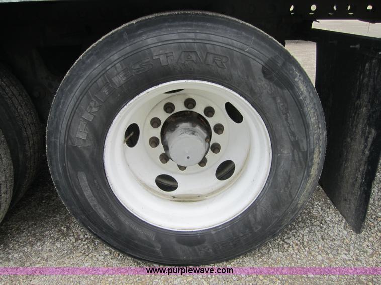 image for item A4794 1999 Wabash 53' reefer trailer