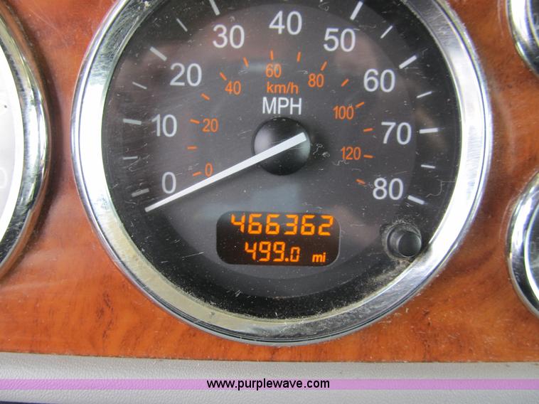 image for item A5474 2009 Peterbilt 386 semi truck