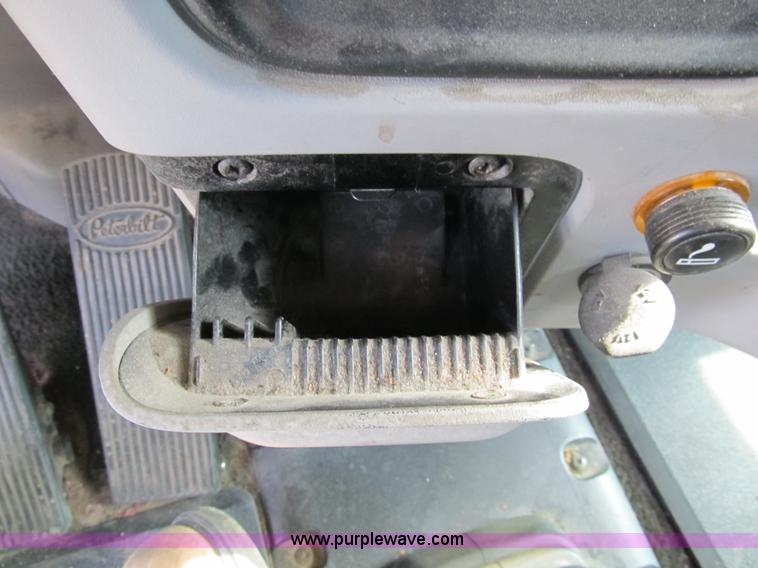 image for item A5474 2009 Peterbilt 386 semi truck