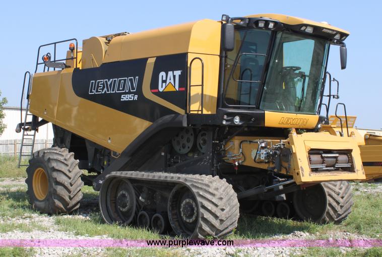 image for item A2010 2006 Lexion 585R RWA combine